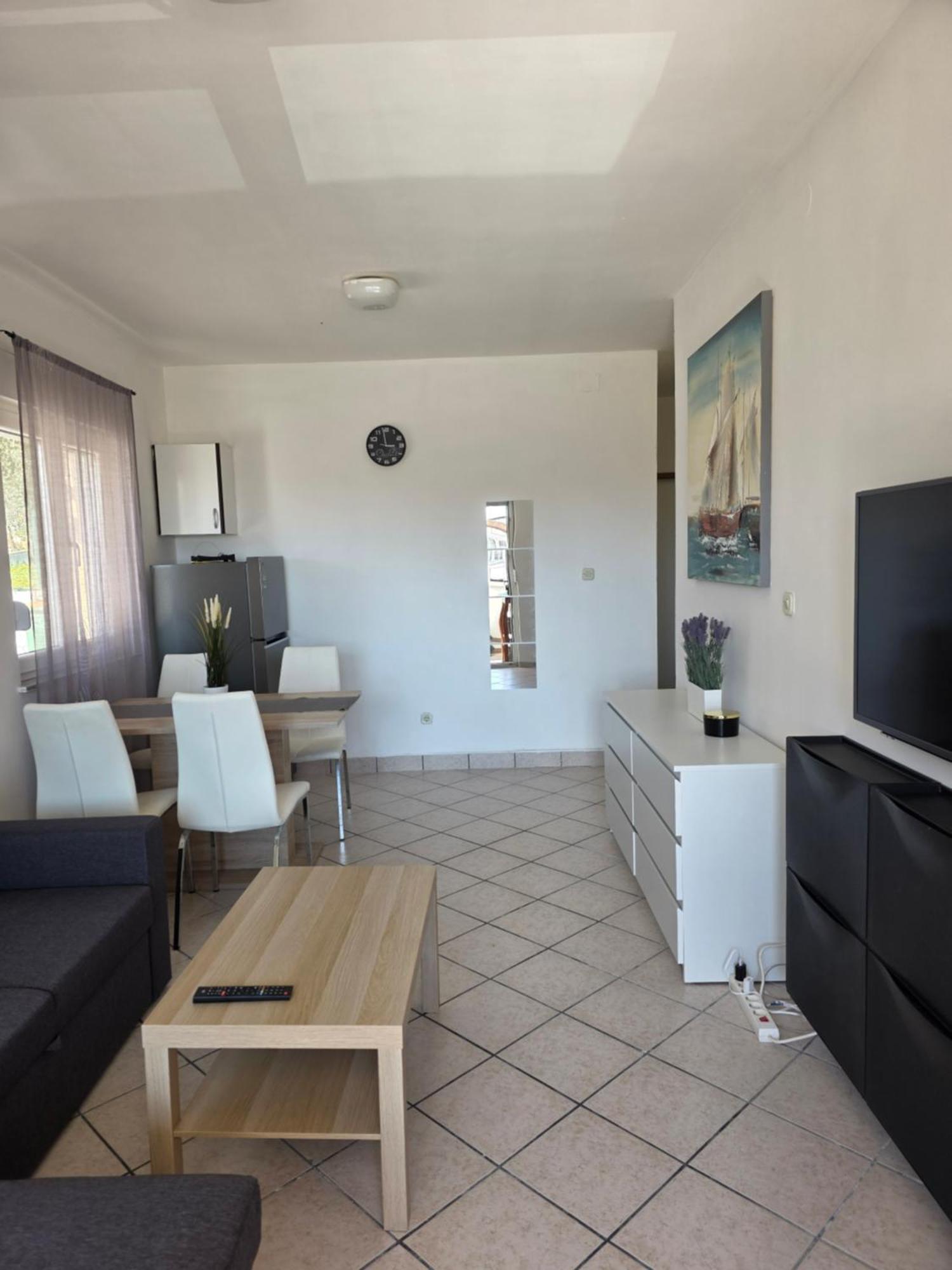 Apartman Teo 보디체 외부 사진
